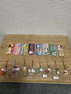 ご当地キティ　ストラップ8個セット