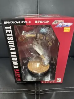 黒子のバスケ フィギュアメガハウス 黒子のバスケ 黒子テツヤ 1/8スケール