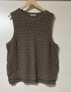 サマンサモスモス　透かしニットベスト　モカ　新品タグなし