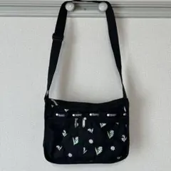 レスポートサック　Chesty刺繍ショルダーバッグ　完売品のサムネイル