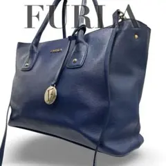 【良品】フルラ　リンダ　2way ショルダーバッグ　トート　ロゴチャーム　金具