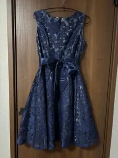 お値下げ！ネイビー フラワー刺繍 Aラインドレス