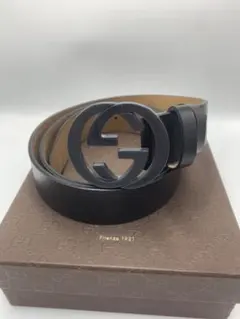 【美品】グッチ　GUCCI ダブルGロゴ ブラックレザーベルト　メンズ P55