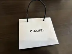 CHANEL ショッパー　紙袋　小