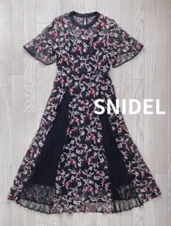 【インナー付属】花柄刺繍 総レースエンブロイダリプリーツドレス ブラック 黒