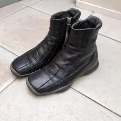 PRADA プラダスポーツ　黒　レザー　ショートブーツ　22.5cm