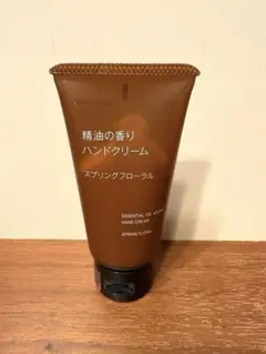 無印良品 精油の香り ハンドクリーム スプリングフローラルのサムネイル