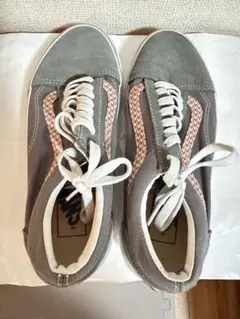 Item thumbnail for item 11f36bc7-3929-4dcc-b6ce-483242f75ac9