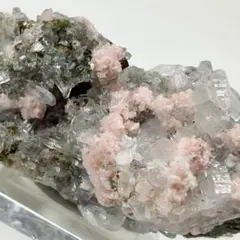 春の庭」ピンク水晶 パイライト共生 鉱物標本 クラスター 黄鉄鉱