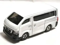 トミカ　No.105 日産 キャラバン