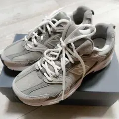 New Balance 530 人気白 27.5cm MR530SGA - メルカリ