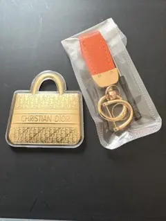 タイムセール値下げ　クリスチャンディオールキーホルダ- キーチェーン チャーム