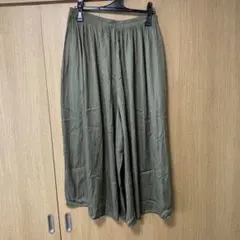 UNIQLO ユニクロ オリーブ ガウチョパンツ XL