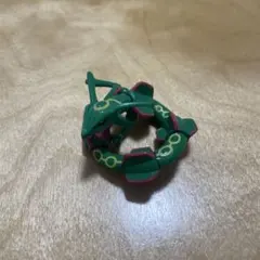 ポケモン　レックウザ　フィギュア