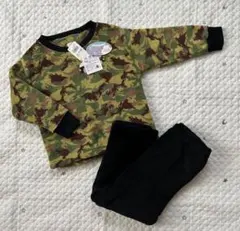 【6945】新品　110cm 恐竜柄　モコモコパジャマ　ルームウェア　キッズ