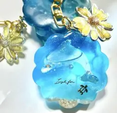 シャカシャカキーホルダー　海のシェイカー　夜光チャーム　イルカと向日葵②亀