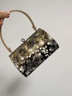 成人式　バック　和装用バッグ 黒金 桜模様