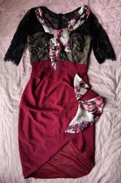 キャバドレス　ボルドーと黒のレース