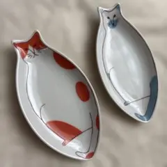 ハレクタニ♦️こねこ皿2枚　まとめ売りのサムネイル