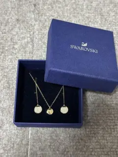 Swarovski ゴールド ネックレス　ピアス