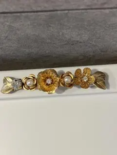 アネモネ　花モチーフ パール付きバレッタ ブライダルバレッタ