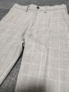 《定価9000円程》ZARA グレー チェック柄 スラックス メンズ SからM
