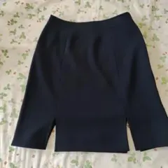 スリットミニスカート