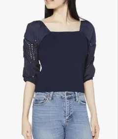 GRACE CONTINENTALカットワーク袖ニットトップ　ネイビーS