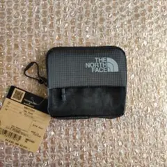 ノースフェイス　へイジーワレット　NM82460　グレー　新品