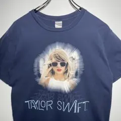テイラースウィフト　Tシャツ　サイズS デカロゴ　ツアーT バンドT 希少　古着