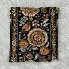 ハンドメイド　バネ口ポーチ　インド刺繍リボン　花柄