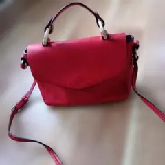 ZARAレザー風赤ショルダーバッグ