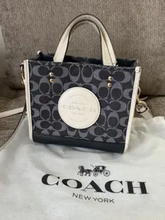 COACH ショルダーバッグ シグネチャー デンプシー キャリーオール