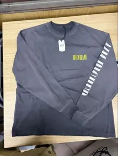 【新品、タグ付き】　DENHAM グレー 長袖カットソーのサムネイル