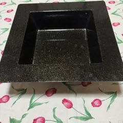 黒色 ラメ入り スクエア型 花器のサムネイル