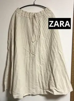 ZARA プリーツスカート ベージュ Mサイズのサムネイル