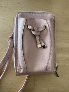 美品　フラワーカットスマホショルダー　ピンク