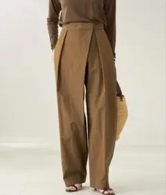 新品〈プラージュ〉R'IAMナイロンWRAPパンツのサムネイル