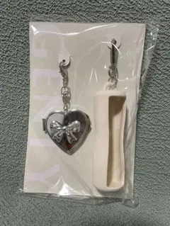 GENTY リップケース＆ミラーチャームノベルティ