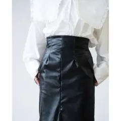 【お値下げ】HANNE フェイクレザーナロースカート