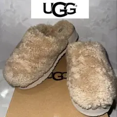 アグ マキシ カーリー プラットフォーム UGG 23.0cm - メルカリ
