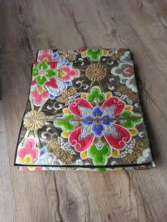 極美品　花柄刺繍の和装用帯