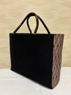 Item thumbnail for item 574cf560-c9b1-4e91-8d6e-c02c366821d0