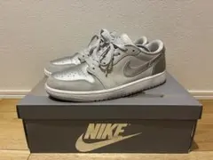 NIKE Air Jordan 1 Low シルバー