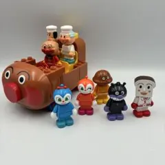 廃盤・新品】【激レア】アンパンマン ぐるぐるまわるコロロン 