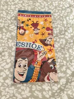 新品未開封　ディズニーランド　ダイヤモンドホースシュー バンダナ