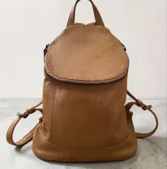 genten【美品】ゴートヌメ レザーリュック キャメルブラウンのサムネイル