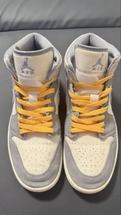 Nike Air Jordan 1 Mid SE "Coconut Milk
