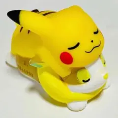 【単品】 ピカチュウ & ワンパチ ポケモン ソフビ 指人形