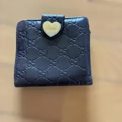 GUCCI 二つ折り財布 GG柄 ハート金具